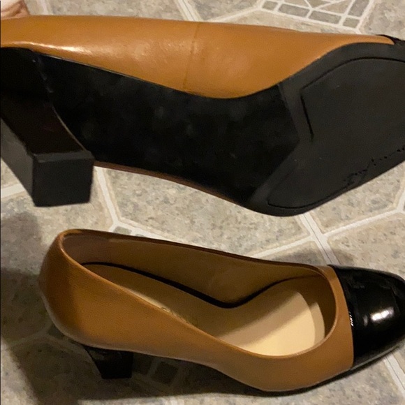 Shoes - Picture 2 of 3